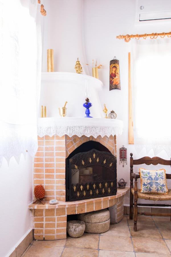 Myrtia Vacation Home Kyra Panagia ภายนอก รูปภาพ